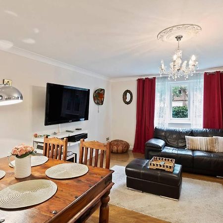 Beautiful And Cosy 2 Bedroom Flat Londýn Exteriér fotografie